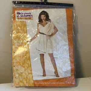 Halloween Costume! 🎃 Women’s classic Toga. Size Medium